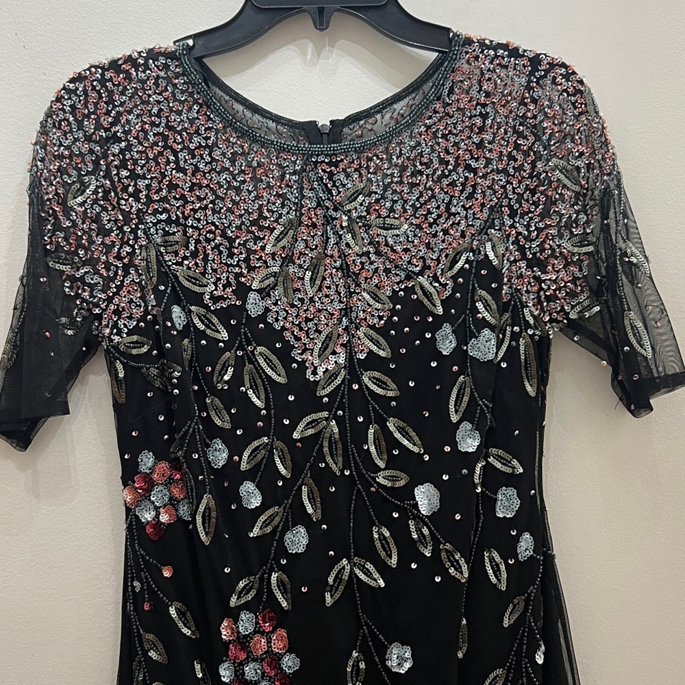 Adrianna Papell Black and Red Embellished short sleeves Midi Dress - Picture 4 of 9